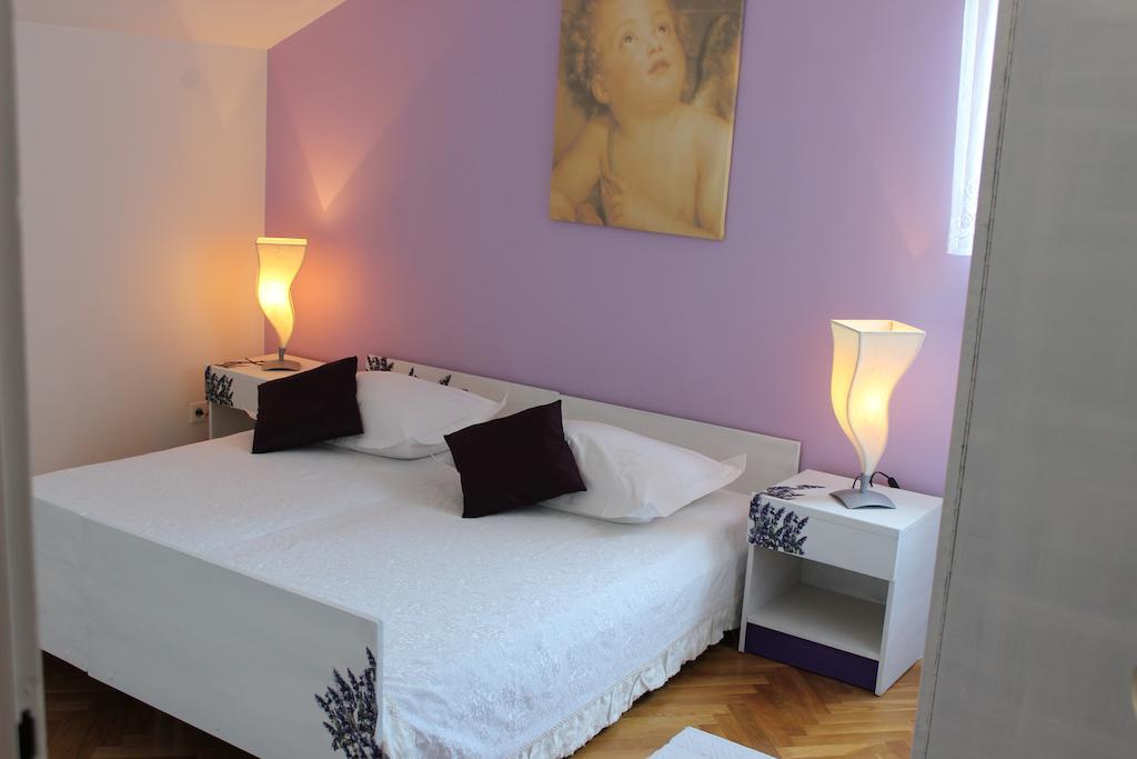 Apartments Petrada 오미스 외부 사진
