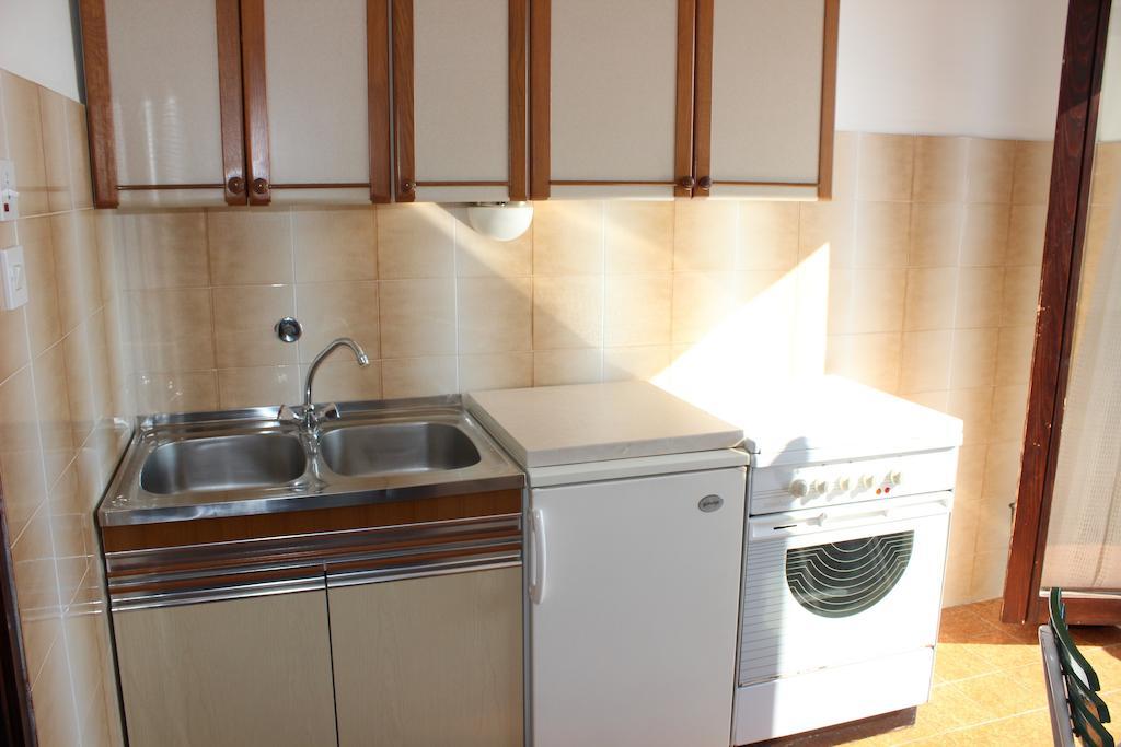 Apartments Petrada 오미스 객실 사진